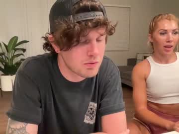 couple
        yourtrophyboy cam image #86100