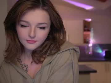 girl
        lucydelovely cam image #5089