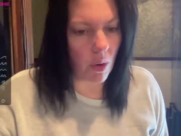 girl
        lonelylover2021 cam image #42513