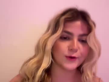 girl
        kateevanss cam image #247542