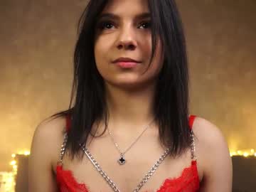 girl
        kinarmyali cam image #213669
