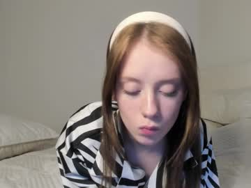 girl
        amy1_1 cam image #251593