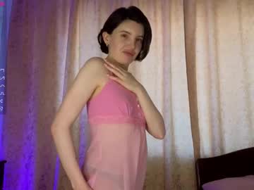 girl
        itisutopia cam image #245475