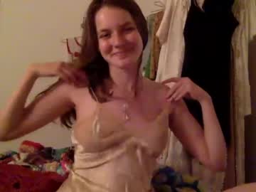 girl
        manicpixiebottlegirl cam image #177400