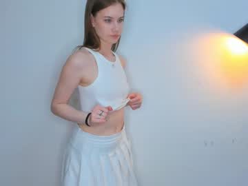 girl
        merciabeer cam image #164807