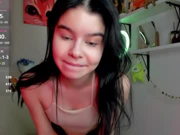 girl
        naivemoon cam image #242915