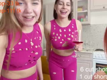 couple
        mysteryy_ cam image #31791