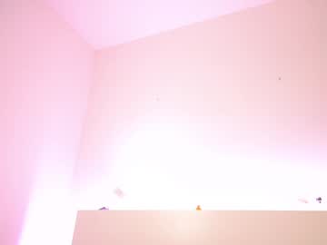 girl
        nya_ri cam image #17496