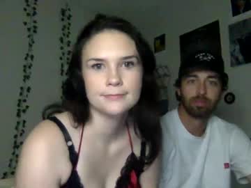 couple
        zandg cam image #202377