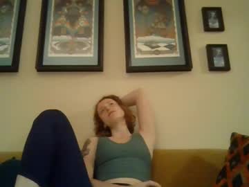 girl
        bethjames cam image #3094