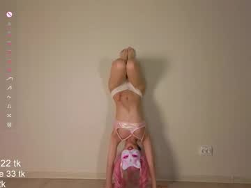 girl
        sisi_pisi_ cam image #257265