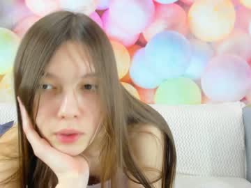 girl
        shy_zooe cam image #82809