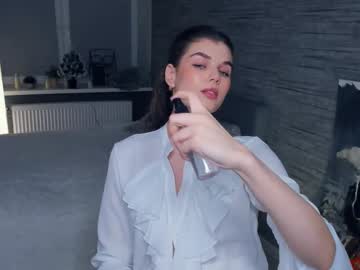 girl
        candy_flo cam image #232802