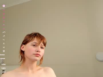 girl
        marianhallsted cam image #211536