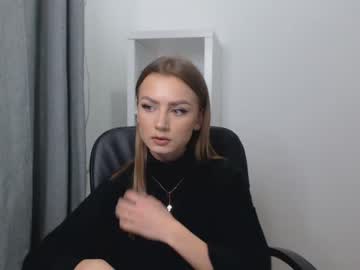 girl
        nicoly_rio cam image #54966