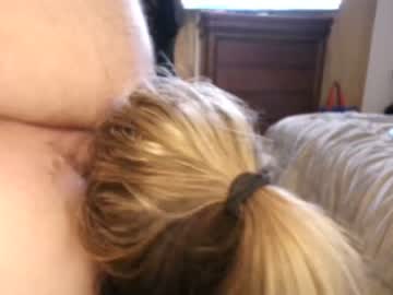 couple
        jnow716 cam image #71737