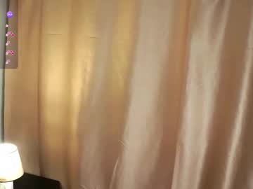girl
        baby_blonde__ cam image #4715