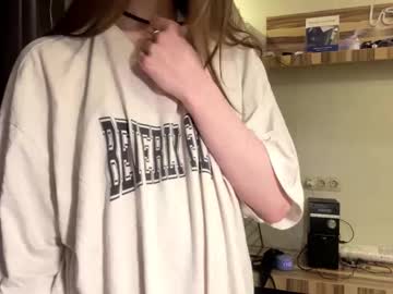 girl
        caylakimbro cam image #75822