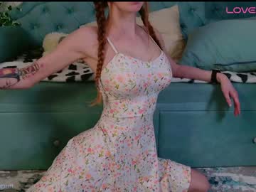 girl
        pathos_of_things cam image #220748