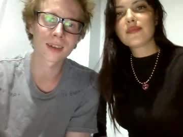 couple
        ivoxxxygen cam image #44860