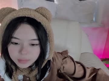 girl
        tiny_sora cam image #54479