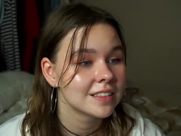 girl
        sugar__freee cam image #104271