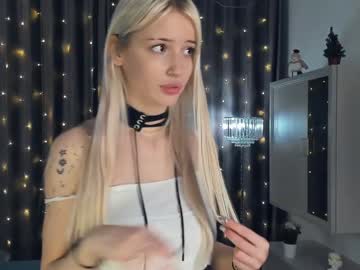 girl
        erleneganter cam image #141402