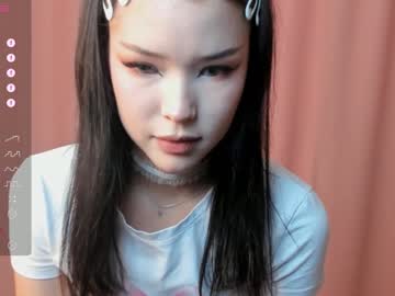 girl
        cute_kittennnn cam image #182703
