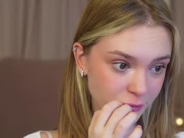 girl
        cyberheart_ cam image #217858