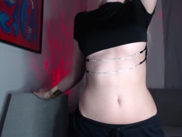 girl
        kriss0leoo cam image #130574
