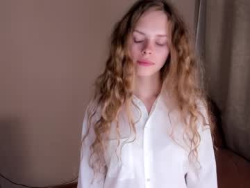 girl
        nataly_hello cam image #126489