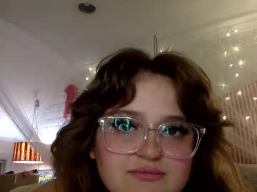 girl
        ysabelle444 cam image #218568