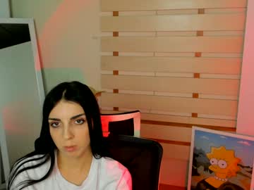 girl
        emilie_shy cam image #194278