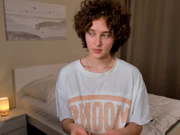 girl
        georginabumforda cam image #253378
