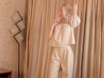 girl
        babyblondea cam image #77521