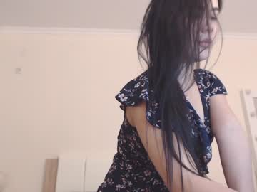 girl
        kim_pearl cam image #23682