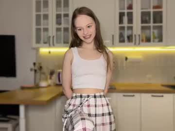 girl
        tweety_sweetie cam image #213226