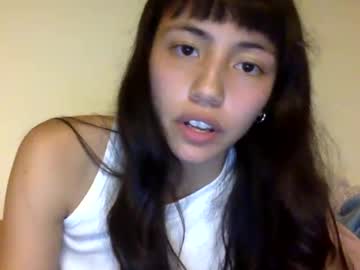 girl
        vidiaswan cam image #178662