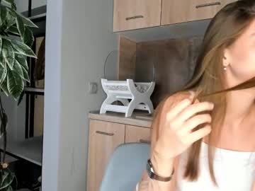 girl
        bonniearras cam image #211904