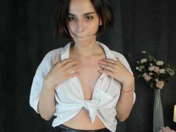 girl
        asecondsoul cam image #181344