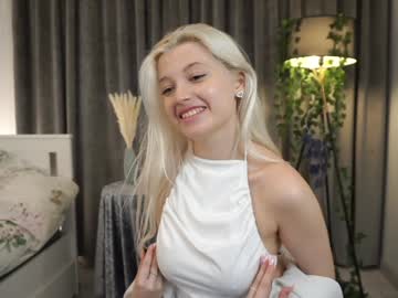girl
        esmehathorne cam image #196411