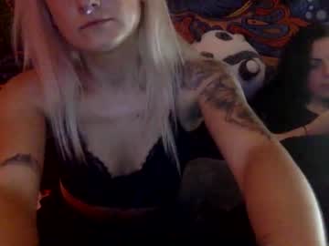 girl
        starrywanderlust cam image #87592