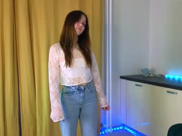 girl
        lorabeam cam image #165866