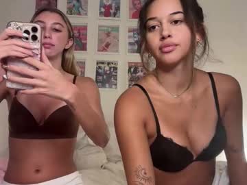girl
        alexxkelsey cam image #42116