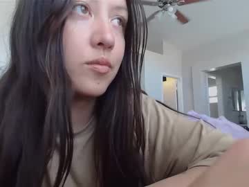 girl
        girlnextdoor702 cam image #170442