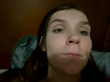 girl
        veronicarose1 cam image #23537