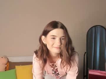 girl
        roseblanche2k cam image #136877
