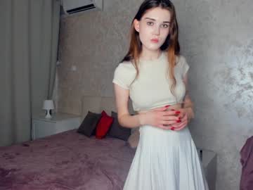 girl
        minnietammy cam image #98155