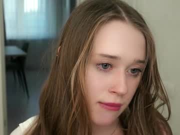 girl
        ottiliebirchfield cam image #248412