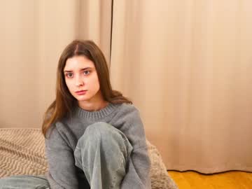 girl
        felicebattersby cam image #213869